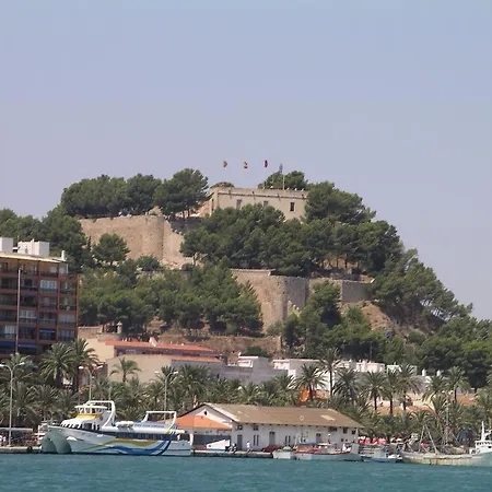 Сasa de vacaciones Reihenhaus Am Mit Pool, Primera Linea *